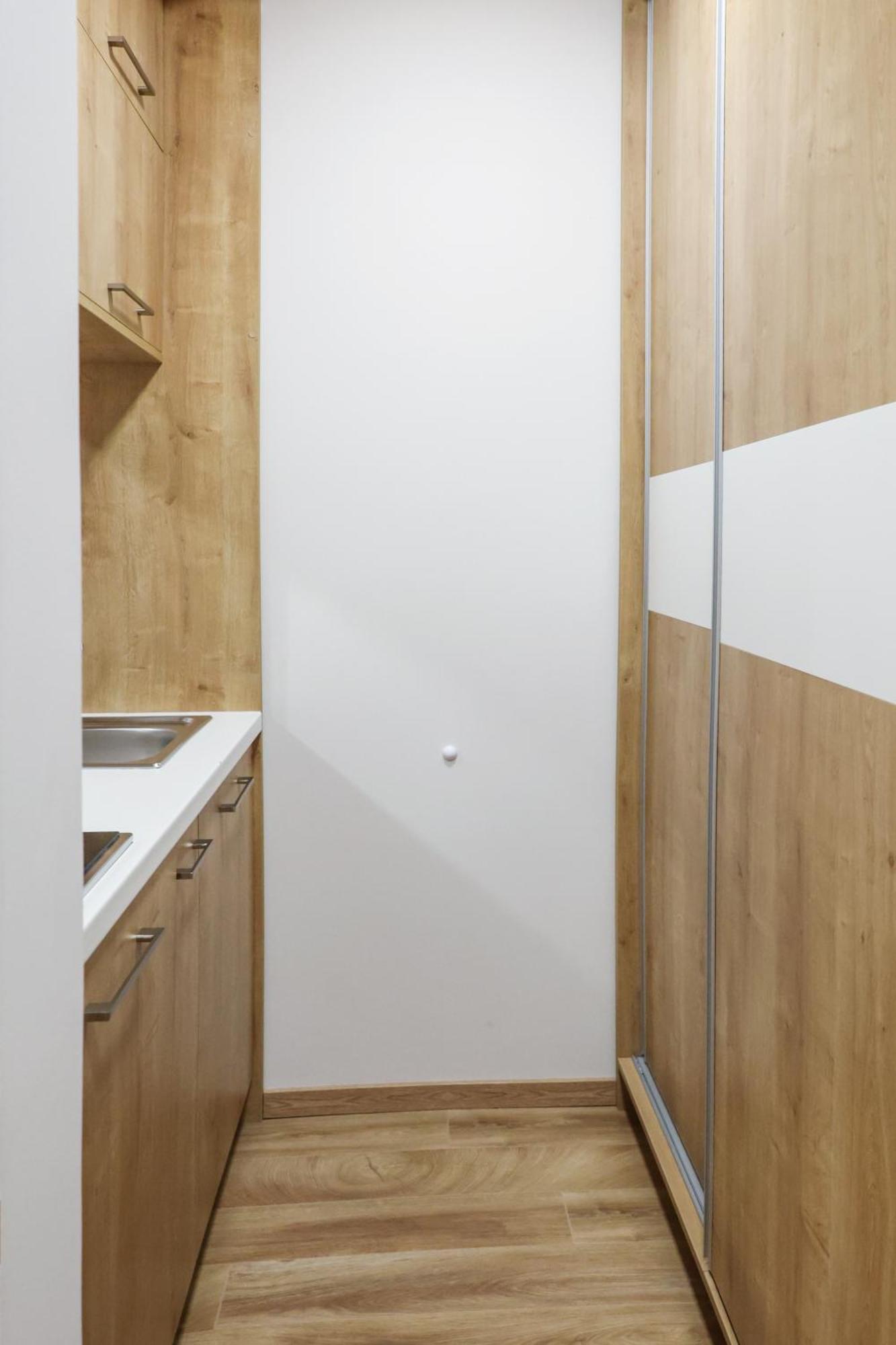 Grand Park Rooms & Apartments Cacak Luaran gambar