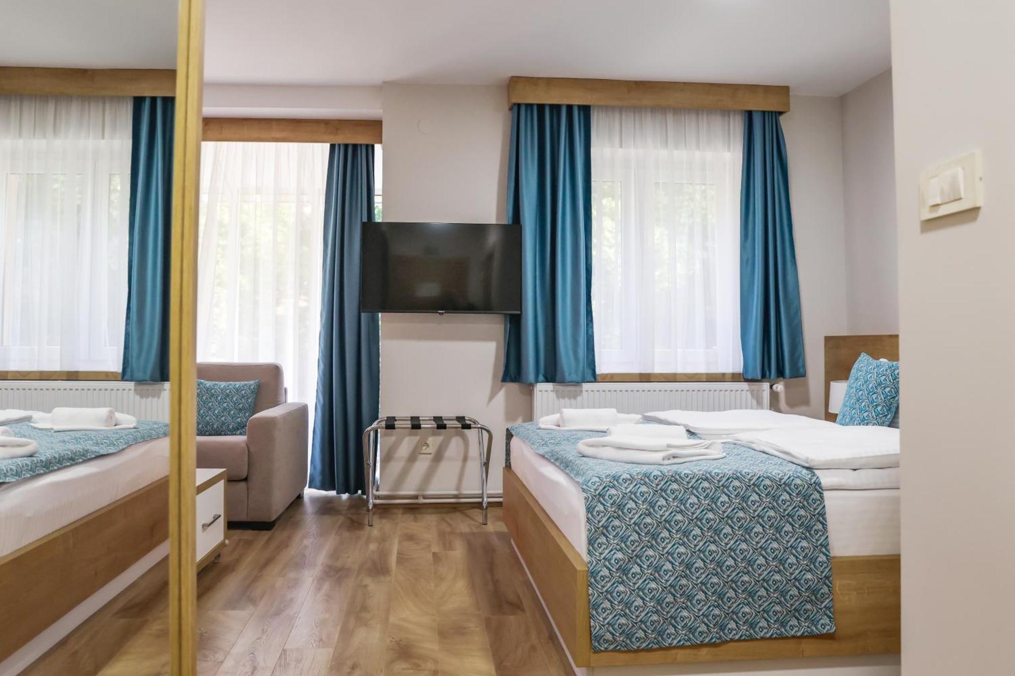 Grand Park Rooms & Apartments Cacak Luaran gambar